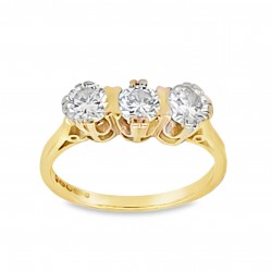 Pre Owned 18ct Diamond Trilogy Ring ZB798